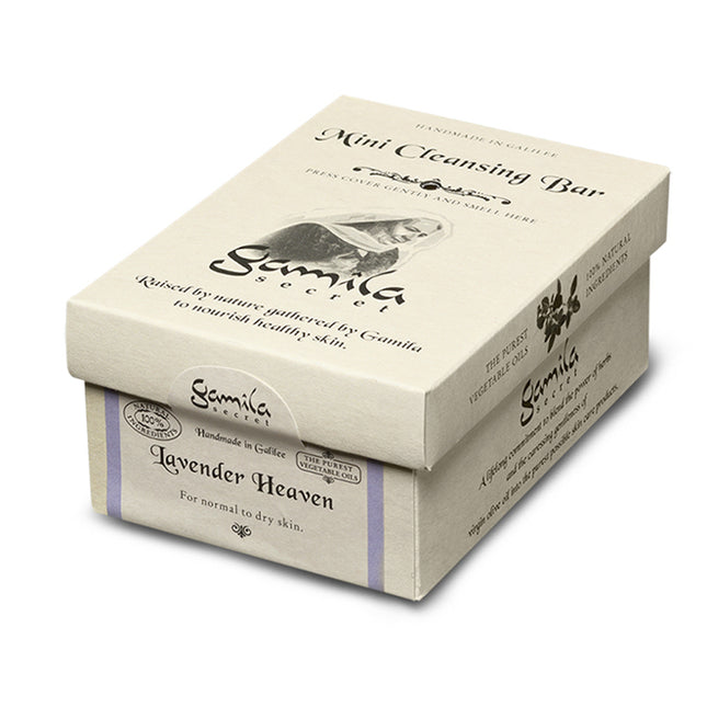 Gamila Secret Mini Lavender Heaven - Gamila zeep is 100% natuurlijk en bevat geen parfum, kleurstoffen, conserveringsmiddelen, emulgatoren en minerale oliën. Geschikt voor een normaal tot droge huid. Brengt een dunne, gevoelige en kwetsbare huid weer in top conditie. Neutraliseert roodheid, kalmeert en heelt huidaandoeningen als eczeem en psoriasis.